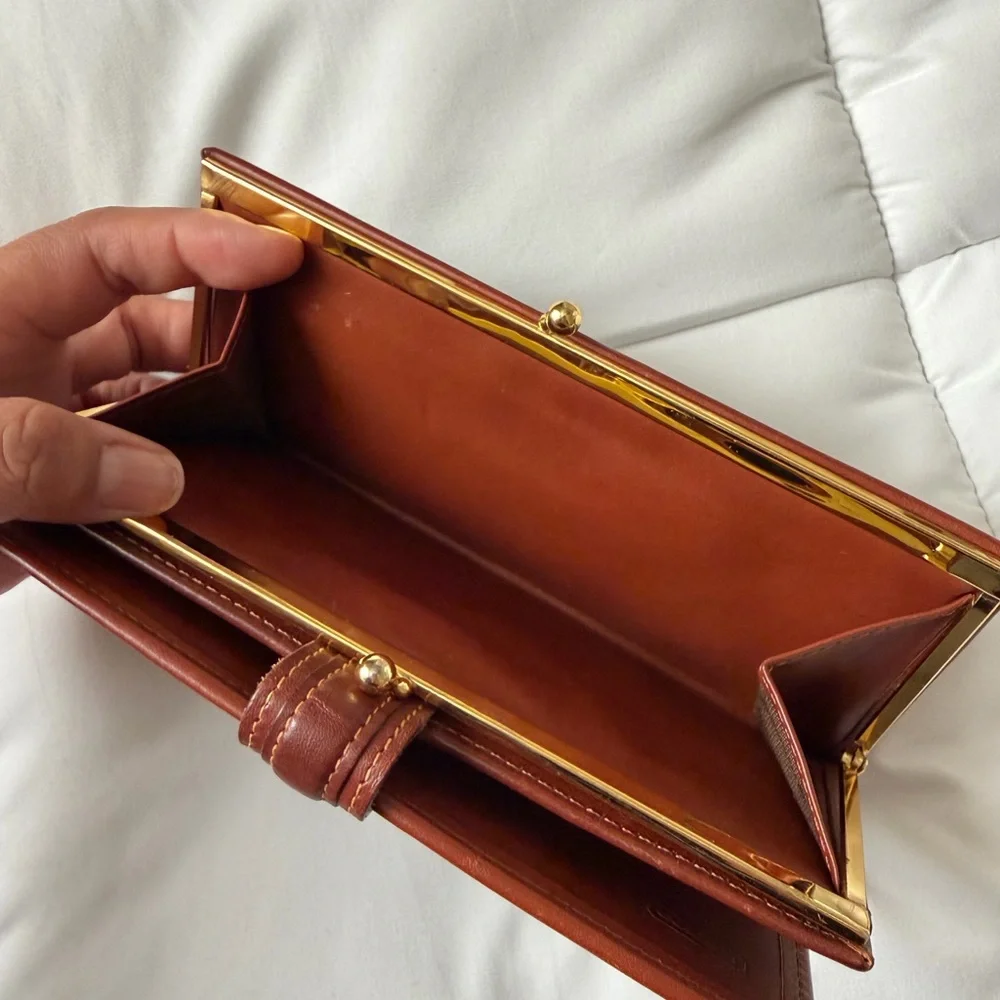 Coach Black and Brown Leather Wallet - Picture 4 of 4